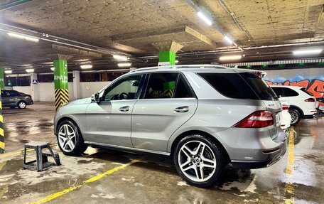 Mercedes-Benz M-Класс, 2013 год, 2 500 000 рублей, 15 фотография