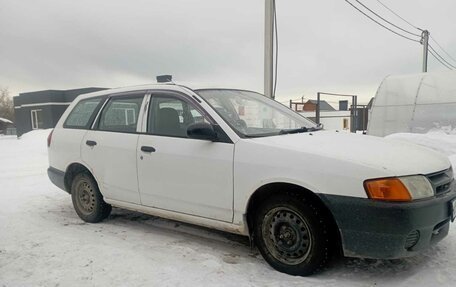 Nissan AD II, 2001 год, 185 000 рублей, 2 фотография