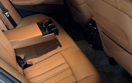 BMW 5 серия, 2022 год, 3 890 000 рублей, 6 фотография