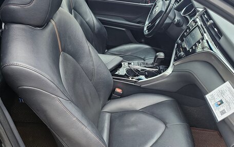 Toyota Camry, 2021 год, 1 750 000 рублей, 12 фотография