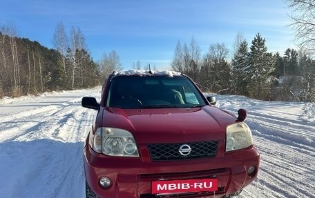 Nissan X-Trail, 2005 год, 650 000 рублей, 2 фотография