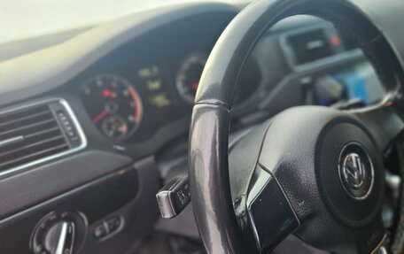 Volkswagen Jetta VI, 2013 год, 790 000 рублей, 7 фотография