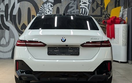 BMW 5 серия, 2023 год, 6 990 000 рублей, 4 фотография