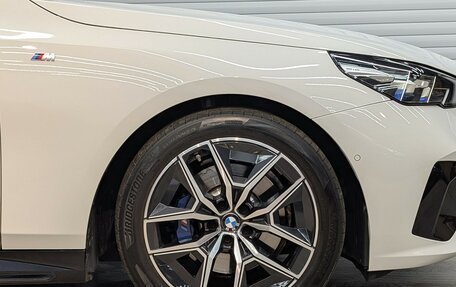 BMW 5 серия, 2023 год, 6 990 000 рублей, 9 фотография