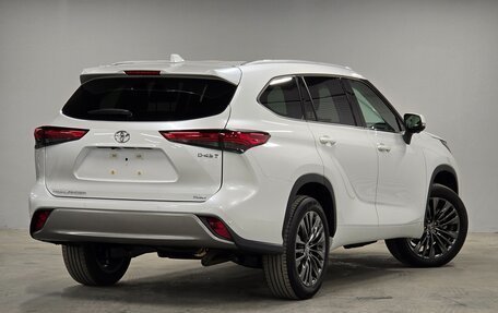 Toyota Highlander, 2025 год, 5 645 000 рублей, 4 фотография