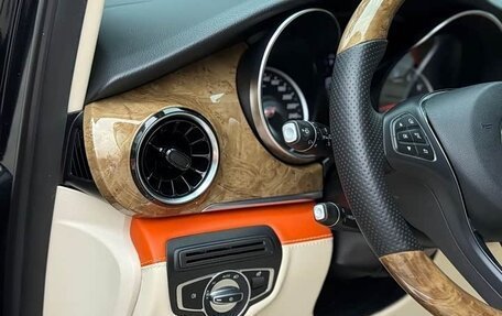 Mercedes-Benz V-Класс, 2023 год, 5 990 000 рублей, 21 фотография