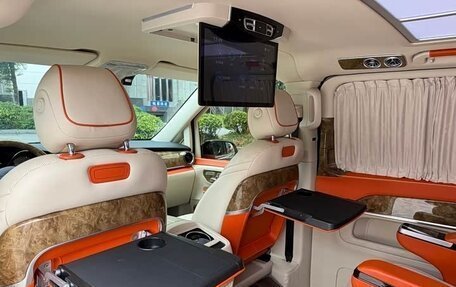 Mercedes-Benz V-Класс, 2023 год, 5 990 000 рублей, 18 фотография