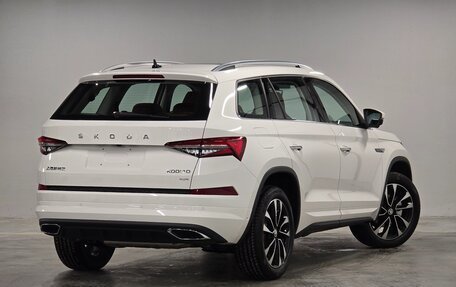 Skoda Kodiaq I, 2025 год, 4 645 000 рублей, 4 фотография