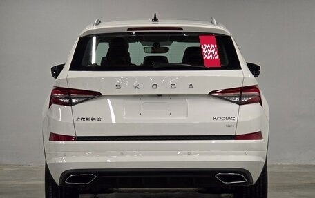 Skoda Kodiaq I, 2025 год, 4 645 000 рублей, 3 фотография