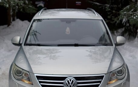 Volkswagen Tiguan I, 2009 год, 930 000 рублей, 1 фотография