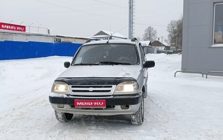Chevrolet Niva I рестайлинг, 2004 год, 250 000 рублей, 1 фотография