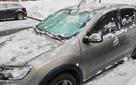 Renault Logan II, 2019 год, 1 100 000 рублей, 4 фотография