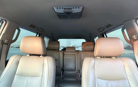 Toyota Land Cruiser Prado 120 рестайлинг, 2005 год, 2 300 000 рублей, 12 фотография