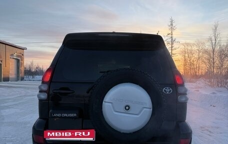 Toyota Land Cruiser Prado 120 рестайлинг, 2005 год, 2 300 000 рублей, 3 фотография