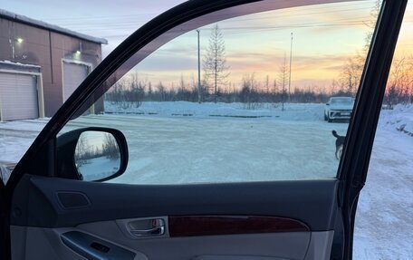 Toyota Land Cruiser Prado 120 рестайлинг, 2005 год, 2 300 000 рублей, 38 фотография