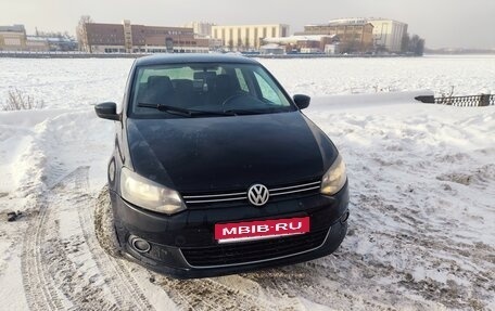 Volkswagen Polo VI (EU Market), 2012 год, 595 000 рублей, 2 фотография