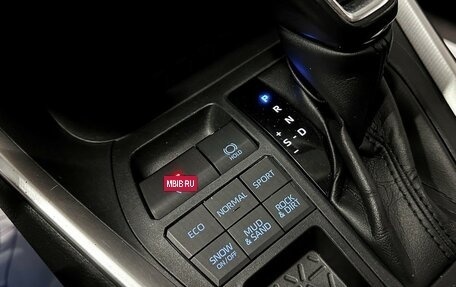 Toyota RAV4, 2021 год, 3 397 000 рублей, 28 фотография