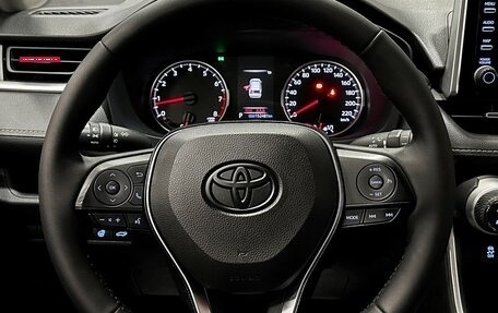 Toyota RAV4, 2021 год, 3 397 000 рублей, 29 фотография
