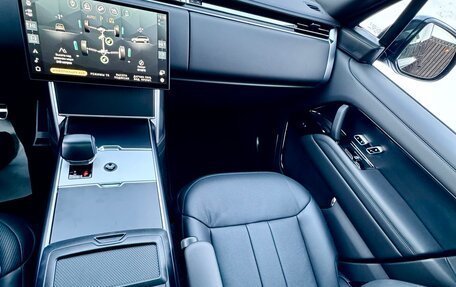 Land Rover Range Rover IV рестайлинг, 2025 год, 25 950 000 рублей, 16 фотография