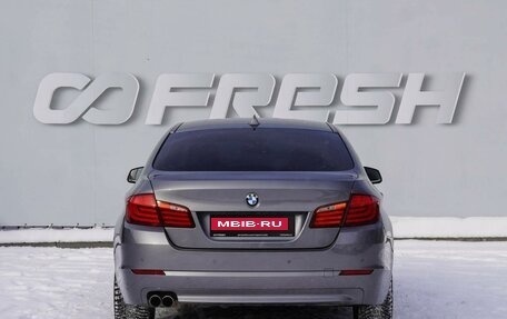 BMW 5 серия, 2010 год, 1 950 000 рублей, 4 фотография