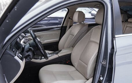 BMW 5 серия, 2010 год, 1 950 000 рублей, 10 фотография