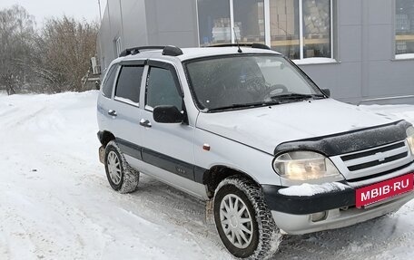 Chevrolet Niva I рестайлинг, 2004 год, 250 000 рублей, 3 фотография