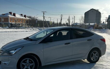 Hyundai Solaris II рестайлинг, 2014 год, 1 100 000 рублей, 3 фотография