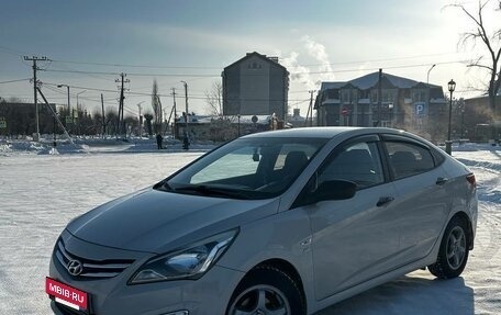 Hyundai Solaris II рестайлинг, 2014 год, 1 100 000 рублей, 2 фотография