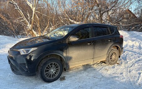 Toyota RAV4, 2015 год, 2 250 000 рублей, 4 фотография