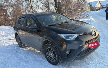 Toyota RAV4, 2015 год, 2 250 000 рублей, 2 фотография