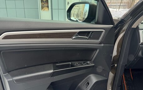 Volkswagen Teramont I, 2019 год, 3 100 000 рублей, 13 фотография