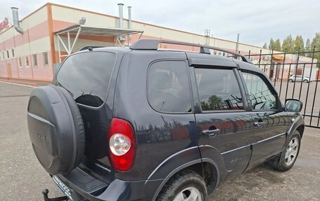 Chevrolet Niva I рестайлинг, 2018 год, 800 000 рублей, 3 фотография