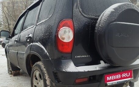 Chevrolet Niva I рестайлинг, 2018 год, 800 000 рублей, 10 фотография