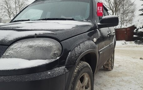 Chevrolet Niva I рестайлинг, 2018 год, 800 000 рублей, 9 фотография