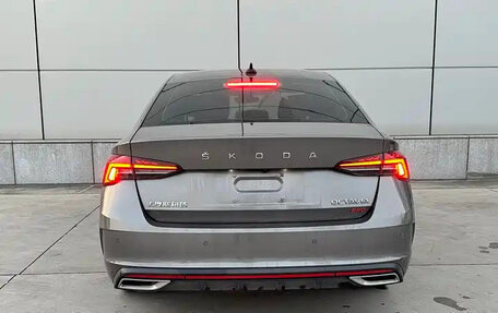 Skoda Octavia IV, 2022 год, 2 100 000 рублей, 4 фотография