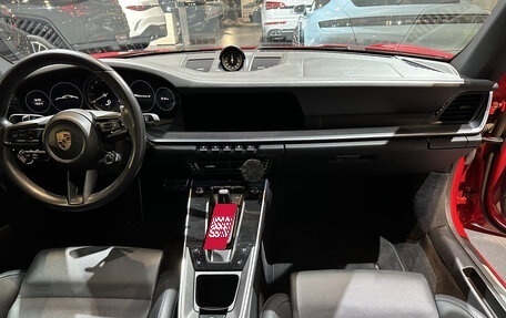 Porsche 911, 2019 год, 13 500 000 рублей, 14 фотография