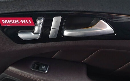 Mercedes-Benz CLS, 2012 год, 2 359 000 рублей, 24 фотография