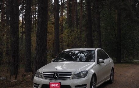 Mercedes-Benz C-Класс, 2012 год, 1 650 000 рублей, 1 фотография