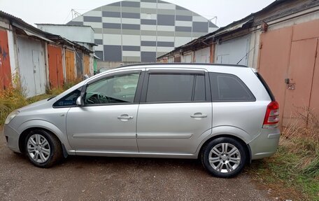 Opel Zafira B, 2008 год, 630 000 рублей, 3 фотография