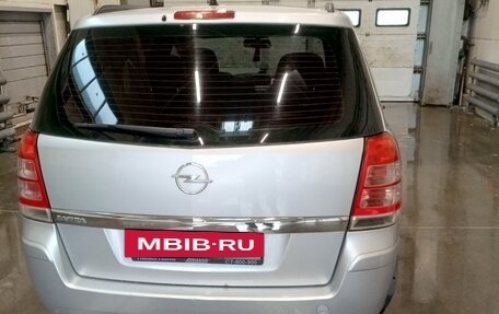 Opel Zafira B, 2008 год, 630 000 рублей, 4 фотография