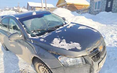 Chevrolet Cruze II, 2009 год, 300 000 рублей, 3 фотография