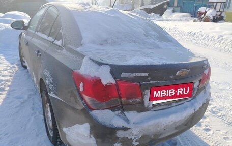 Chevrolet Cruze II, 2009 год, 300 000 рублей, 6 фотография