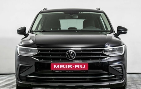Volkswagen Tiguan II, 2021 год, 2 940 000 рублей, 2 фотография