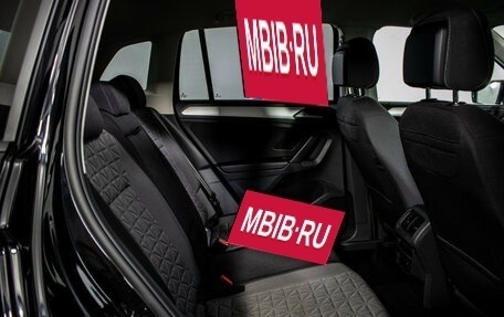 Volkswagen Tiguan II, 2021 год, 2 940 000 рублей, 9 фотография