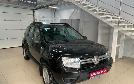 Renault Duster I рестайлинг, 2017 год, 998 000 рублей, 1 фотография