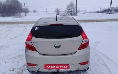 Hyundai Solaris II рестайлинг, 2013 год, 475 000 рублей, 3 фотография