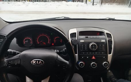 KIA cee'd I рестайлинг, 2010 год, 575 000 рублей, 7 фотография