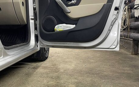 Renault Logan II, 2015 год, 625 000 рублей, 6 фотография