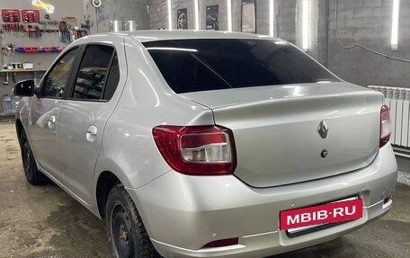 Renault Logan II, 2015 год, 625 000 рублей, 8 фотография