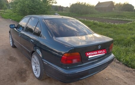 BMW 5 серия, 1998 год, 333 333 рублей, 2 фотография